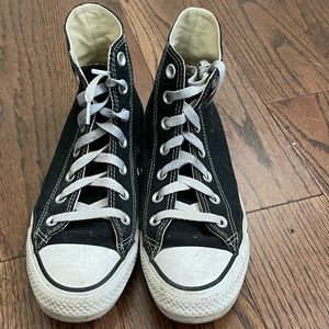Women’s Black Converse